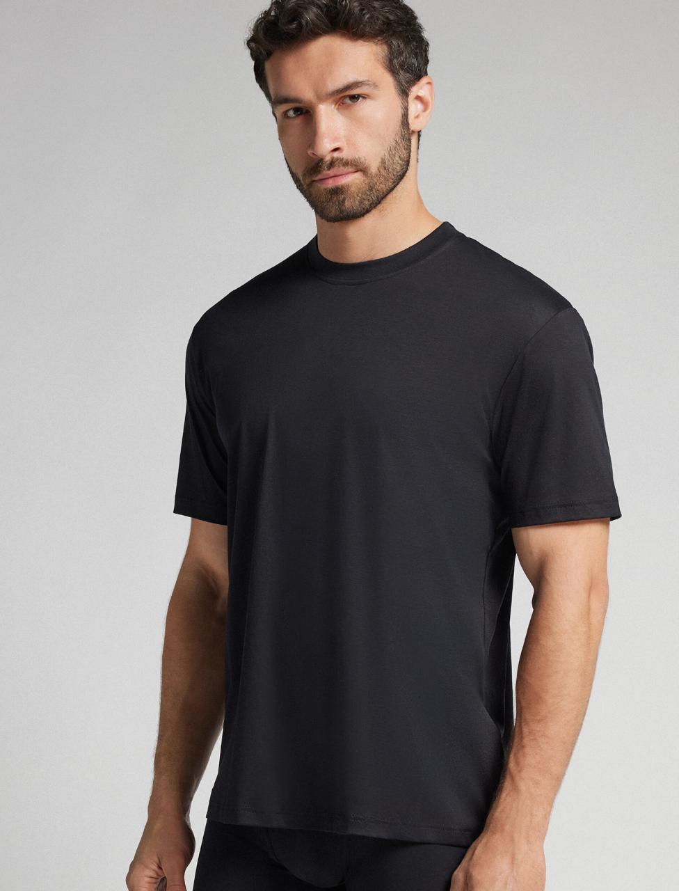 NOΛH Hybrid Tee